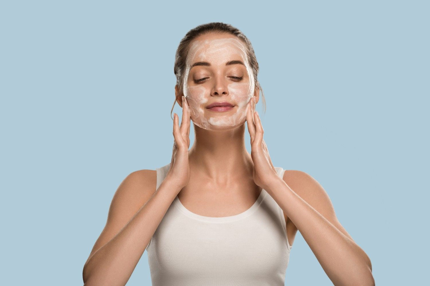 Best Face Wash for Oily Skin: Top Cleansers for Acne and Oil Control